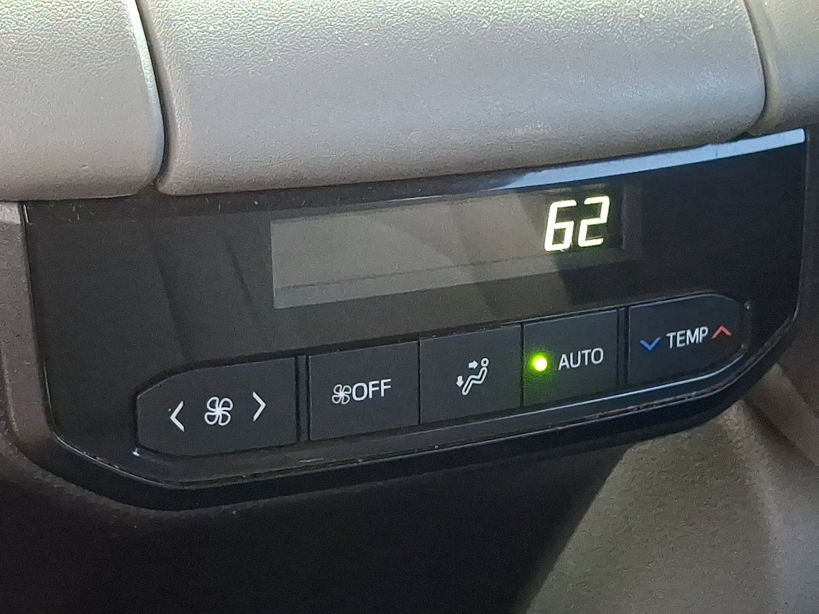 2022 Toyota Highlander L