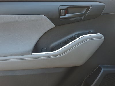 2022 Toyota Highlander L