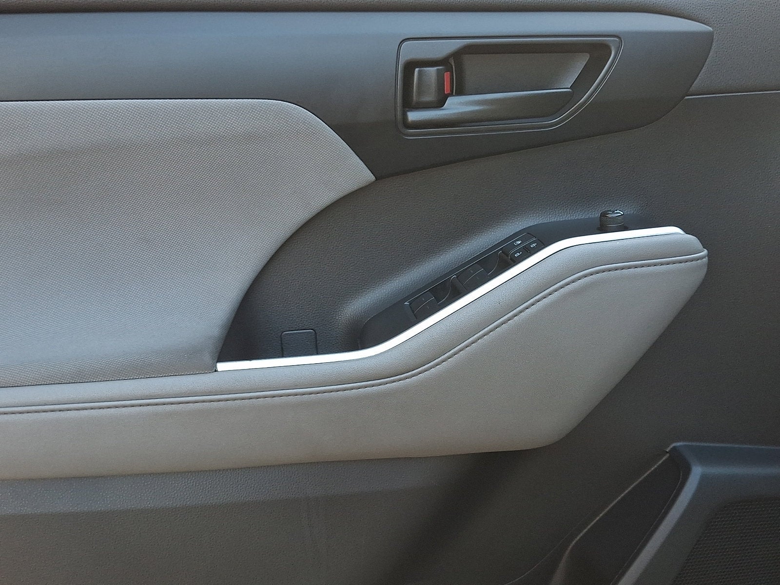 2022 Toyota Highlander L