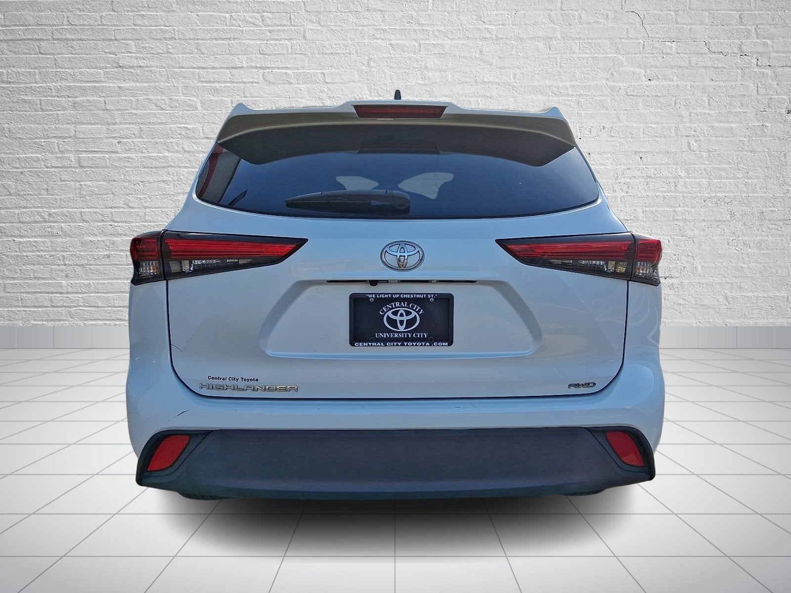 2022 Toyota Highlander L