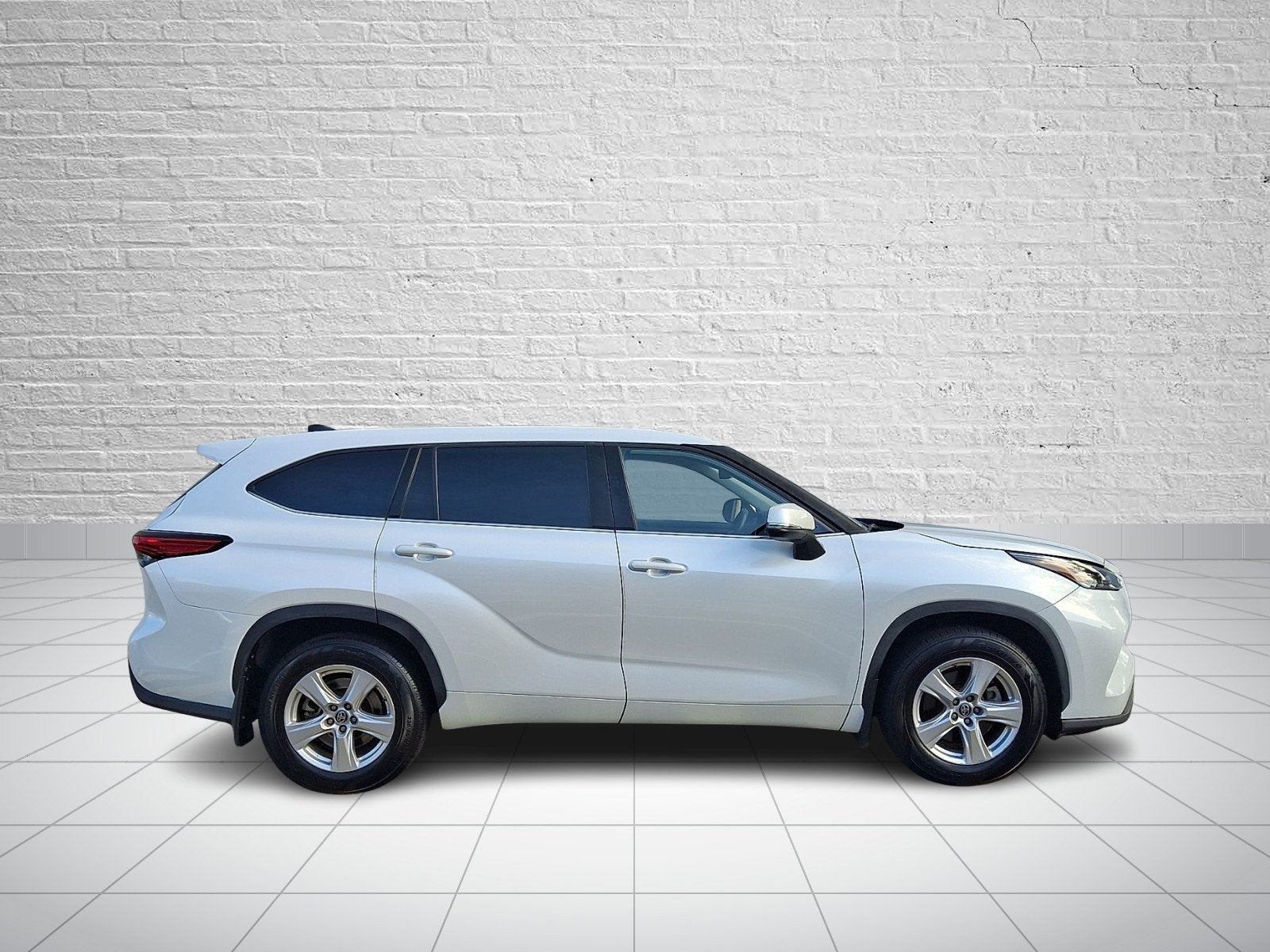 2022 Toyota Highlander L