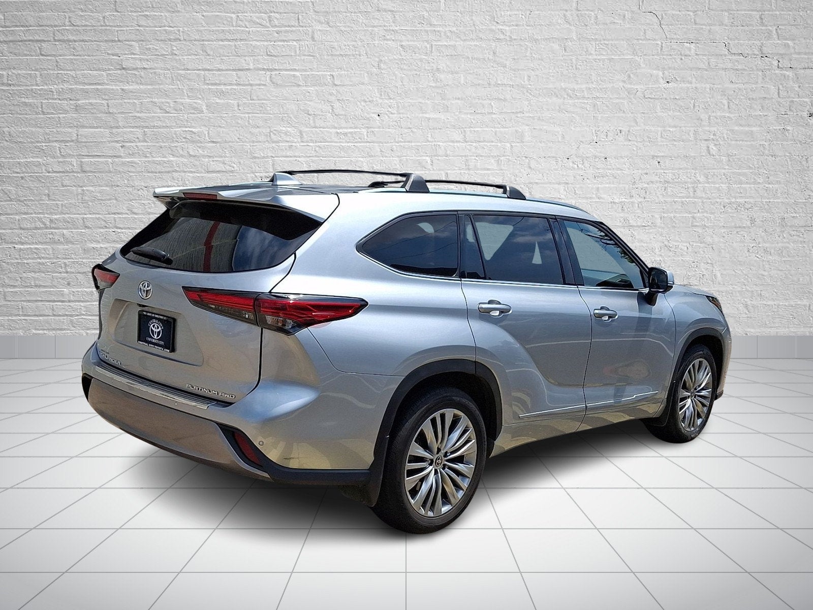 2023 Toyota Highlander Platinum
