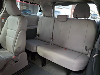 2016 Toyota Sienna XLE
