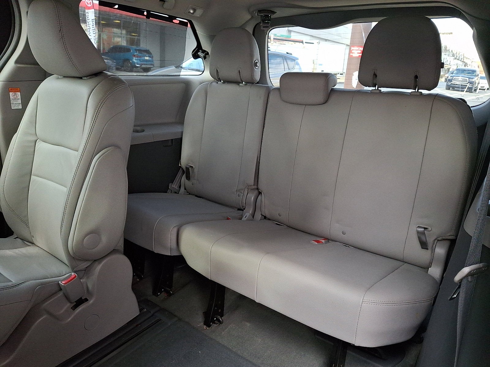 2016 Toyota Sienna XLE