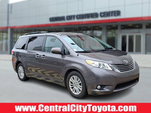 2013 Toyota Sienna XLE