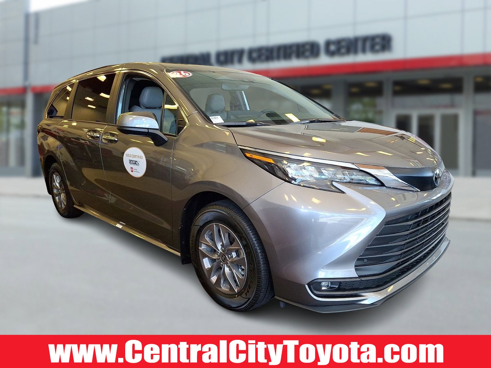2026 Toyota Sienna XLE