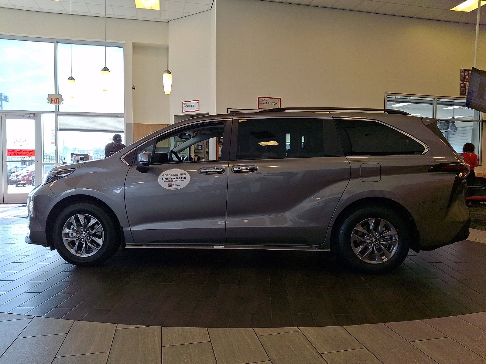 2026 Toyota Sienna XLE