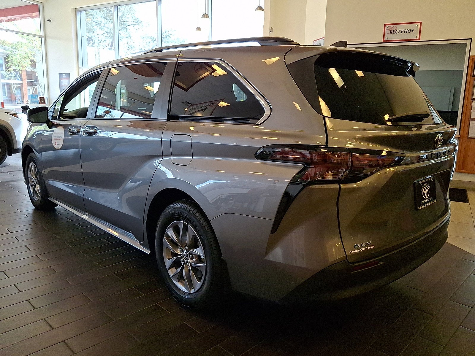 2026 Toyota Sienna XLE