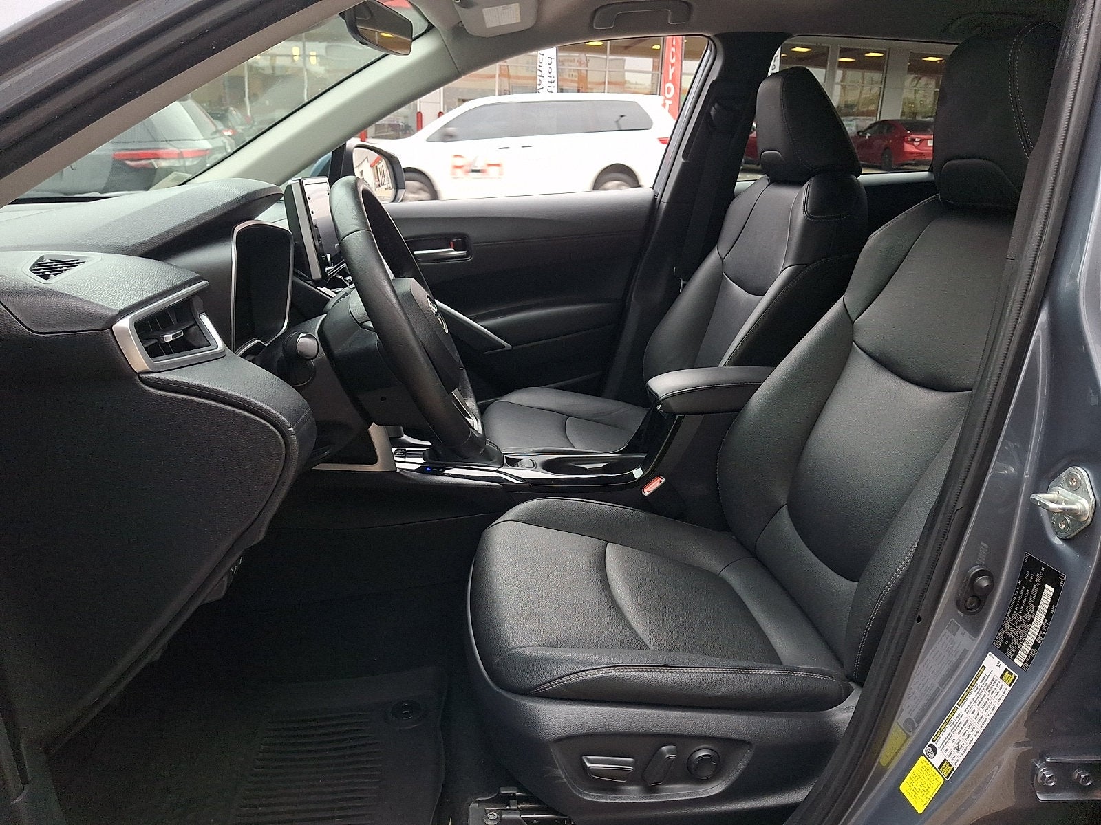 2022 Toyota Corolla Cross XLE