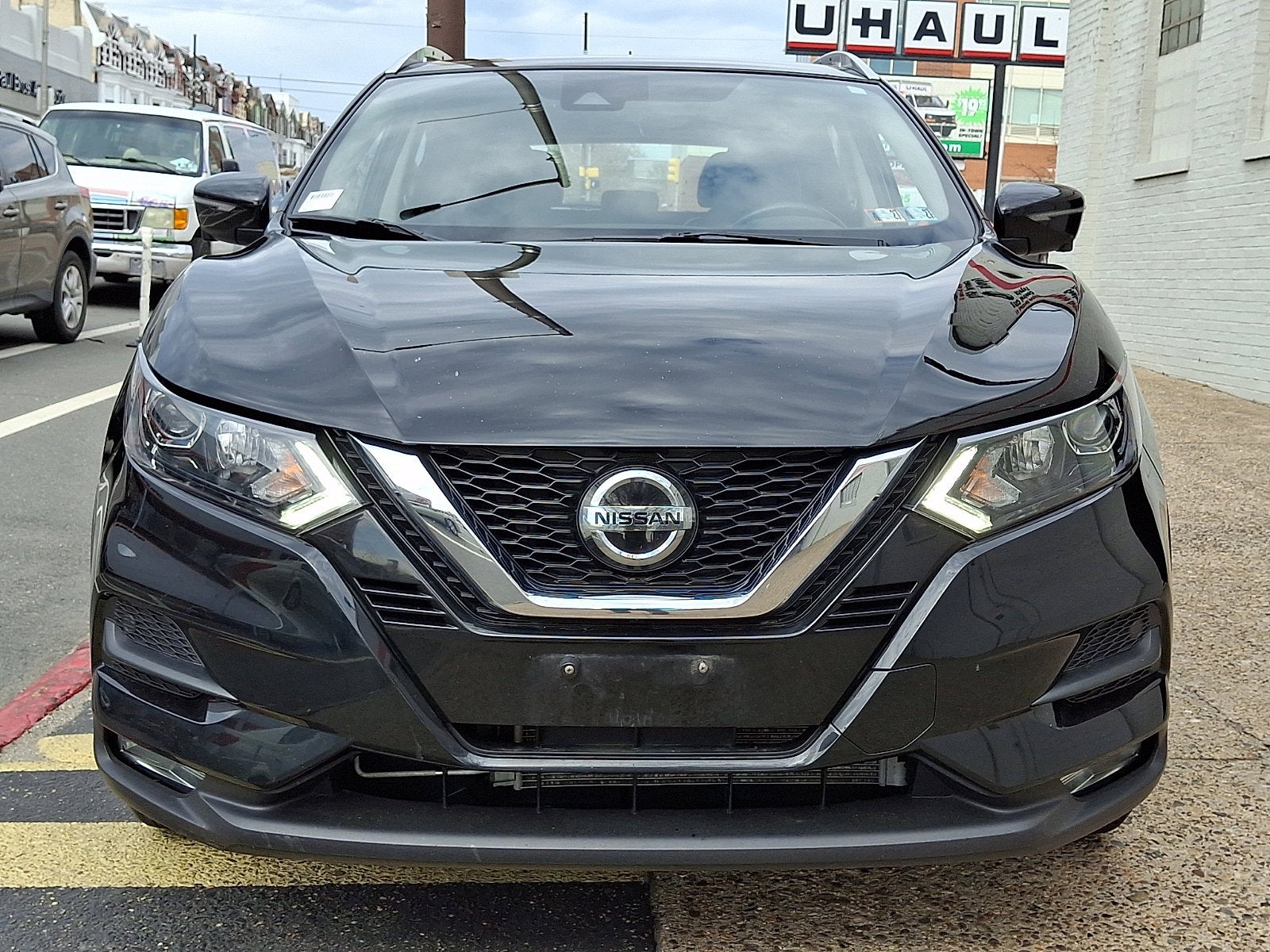 2022 Nissan Rogue Sport SV