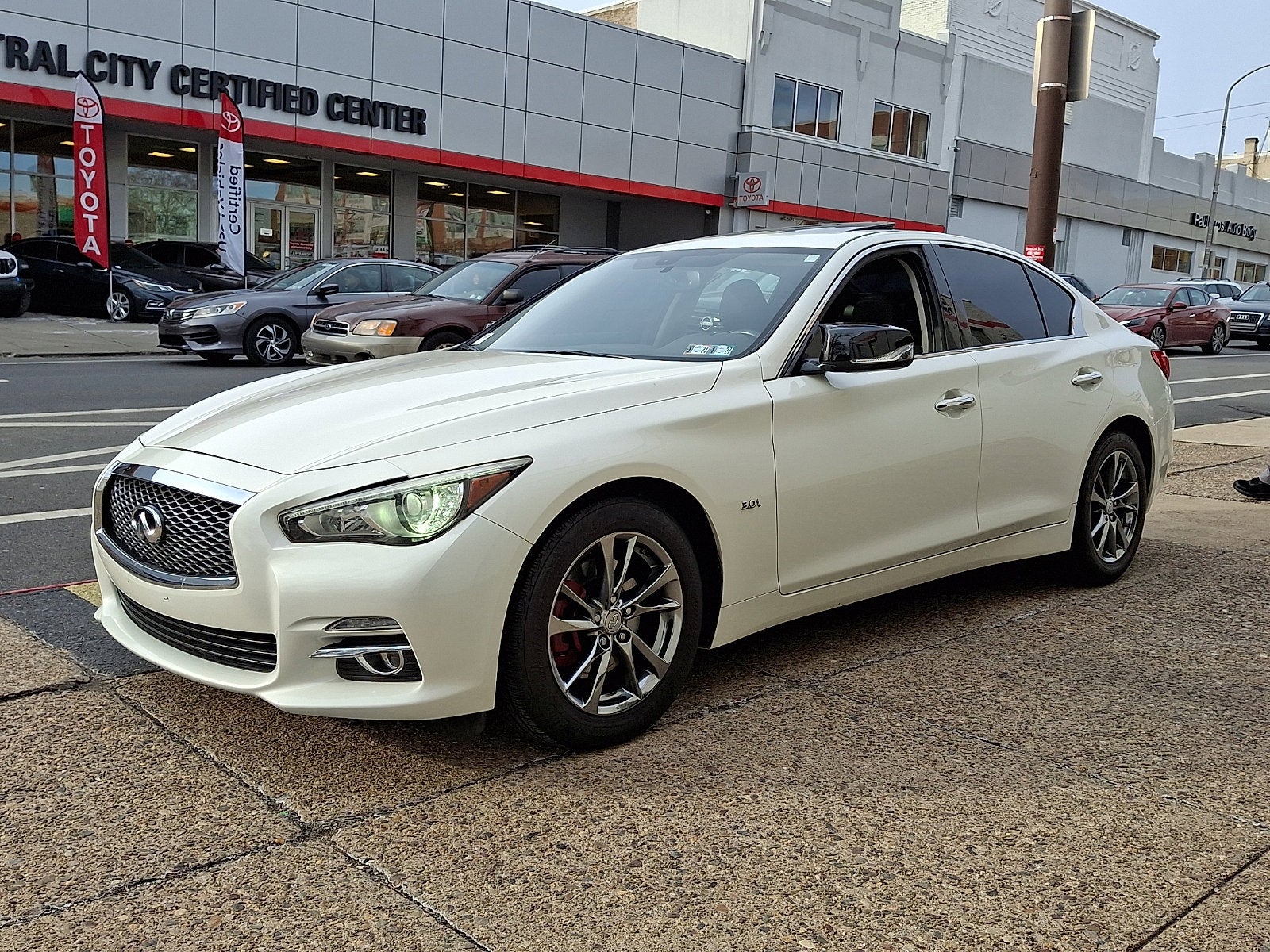 2017 INFINITI Q50 3.0t Signature Edition