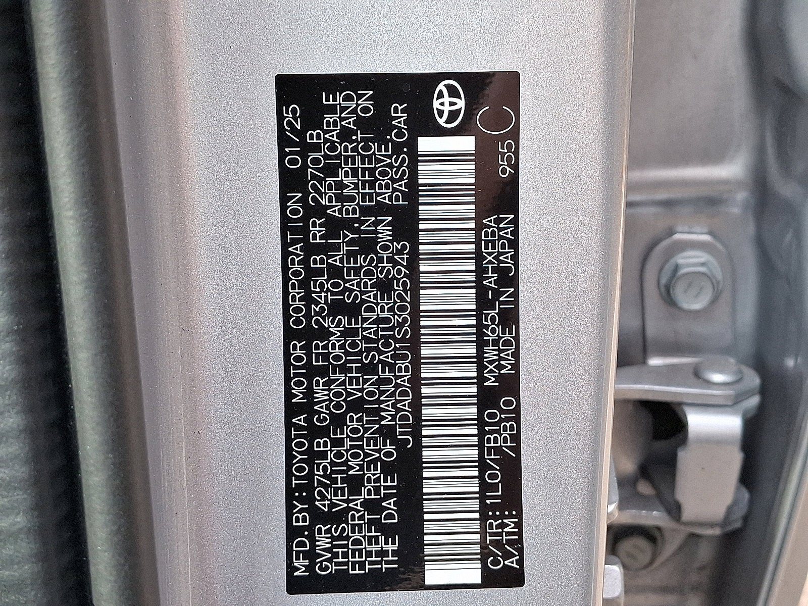 2025 Toyota Prius LE