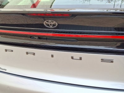 2025 Toyota Prius LE