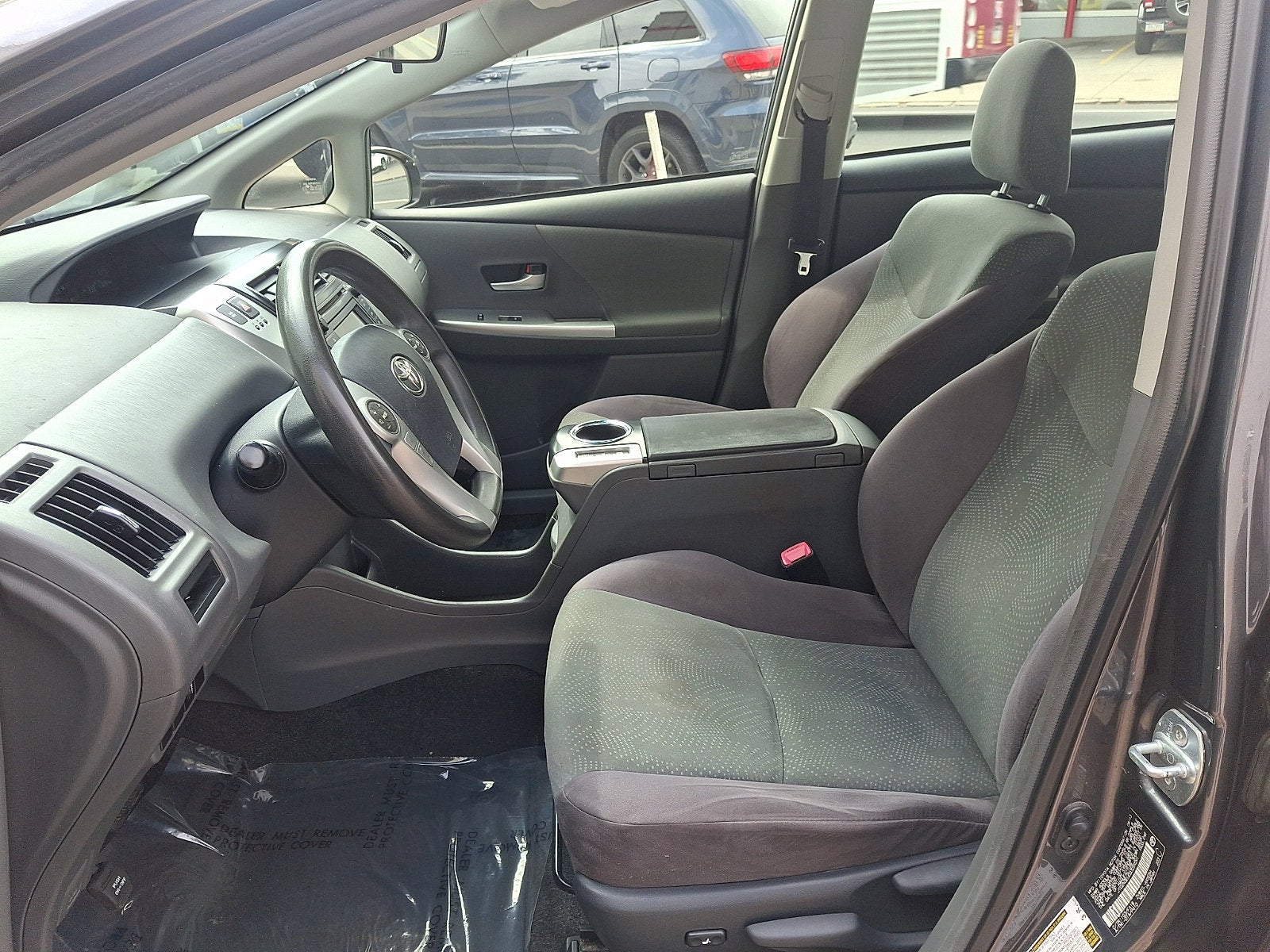 2013 Toyota Prius v Two
