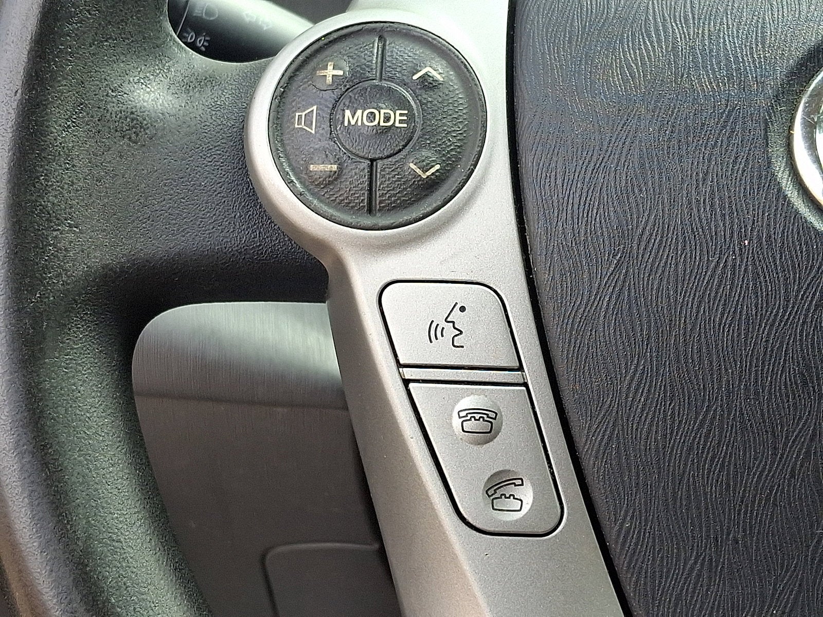2013 Toyota Prius v Two
