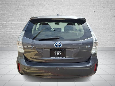 2013 Toyota Prius v Two