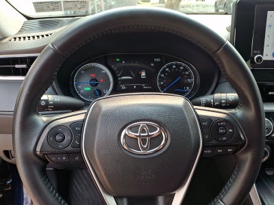 2023 Toyota Venza LE