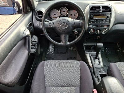 2005 Toyota RAV4 Base