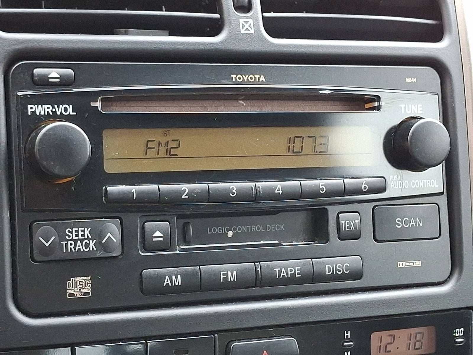 2005 Toyota RAV4 Base