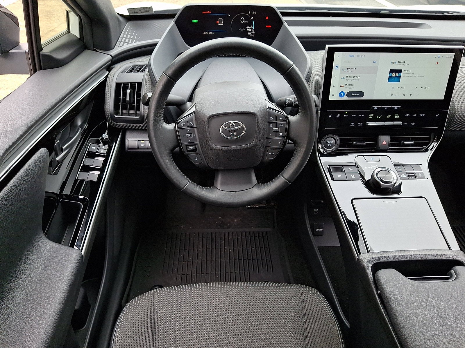 2024 Toyota bZ4X XLE
