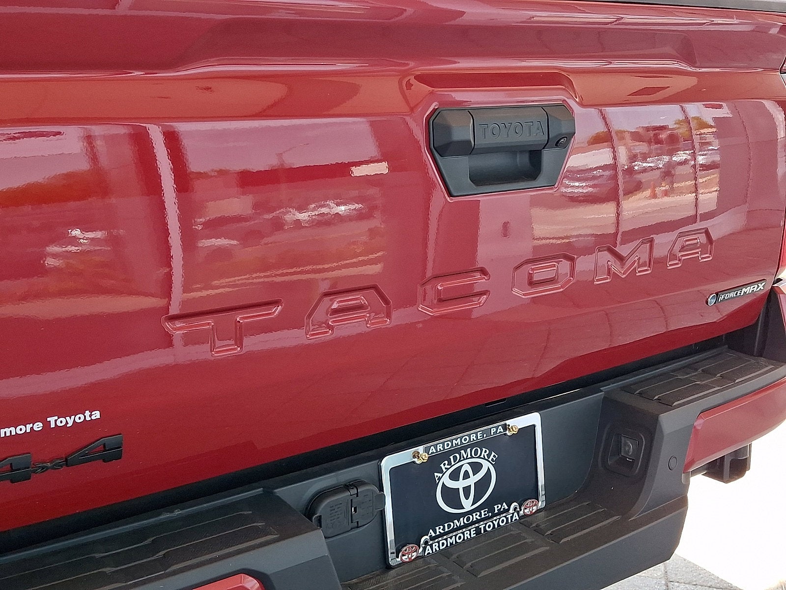 2026 Toyota Tacoma i-FORCE MAX Tacoma TRD Off-Road
