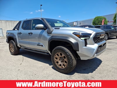 2026 Toyota Tacoma i-FORCE MAX Trailhunter