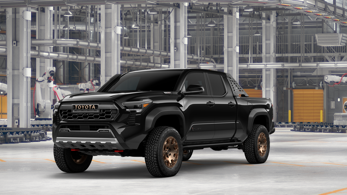 2026 Toyota Tacoma i-FORCE MAX Trailhunter