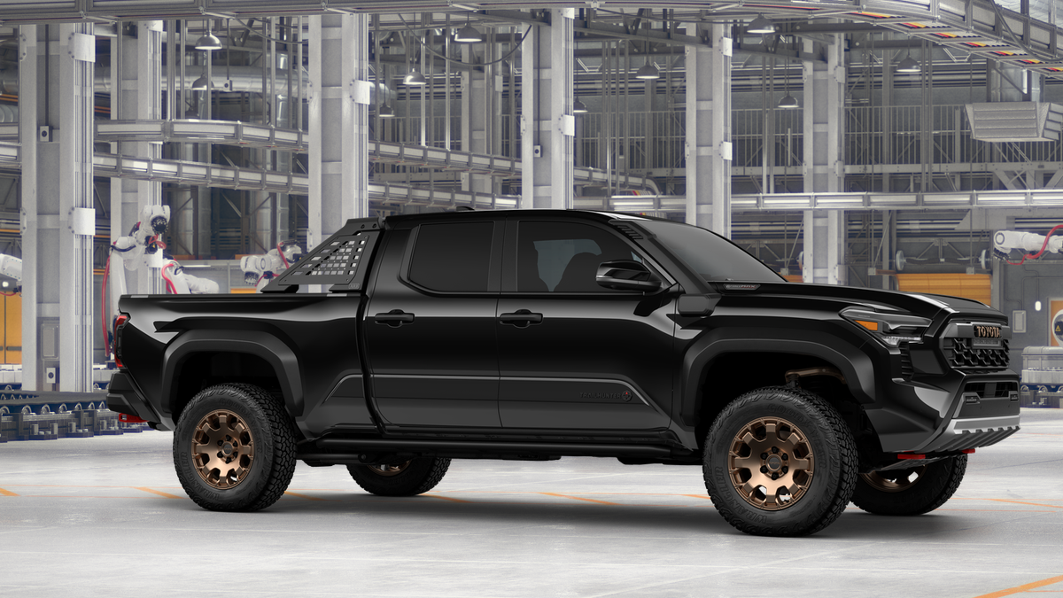 2026 Toyota Tacoma i-FORCE MAX Trailhunter