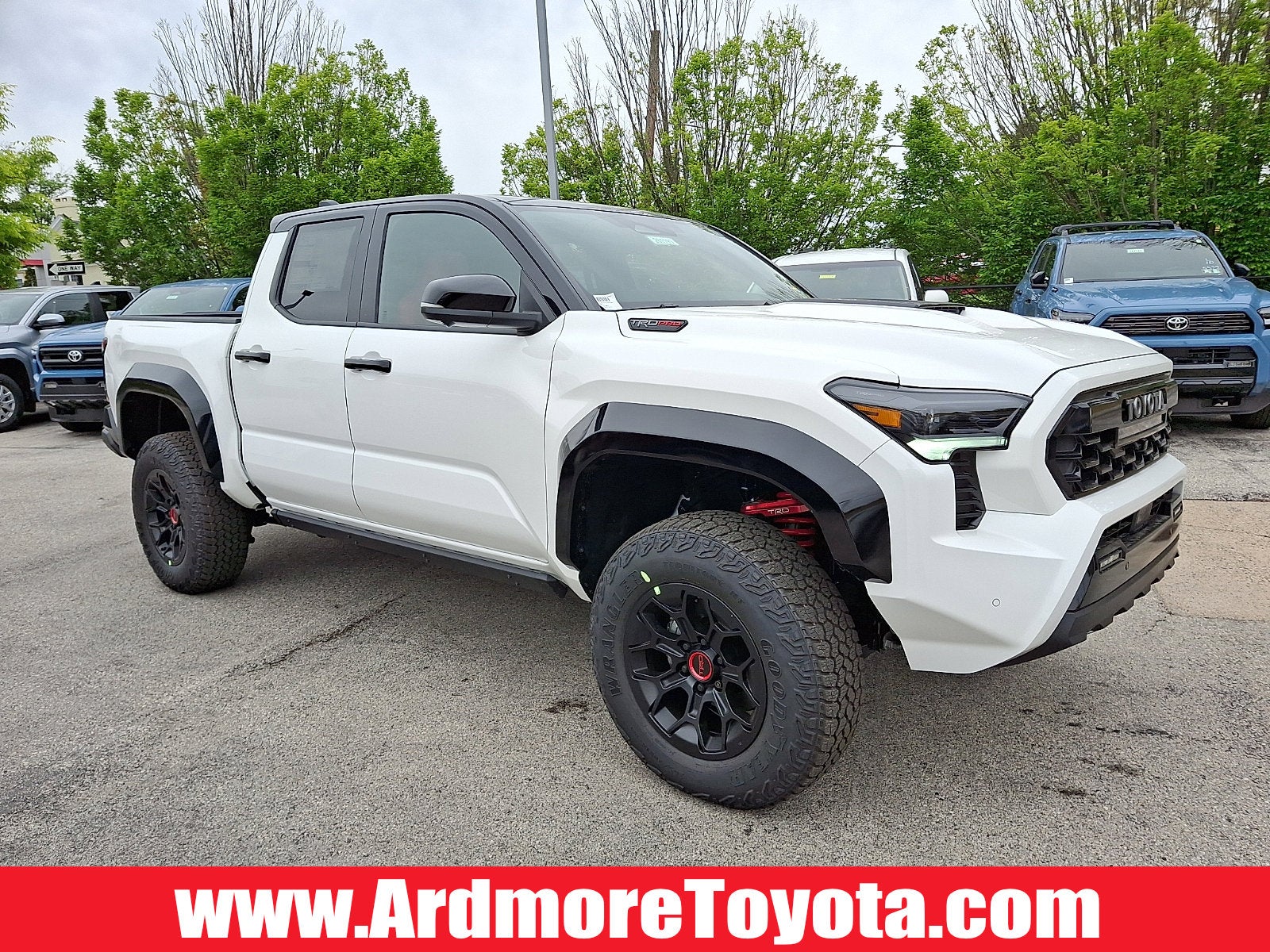 2026 Toyota Tacoma i-FORCE MAX Tacoma TRD Pro