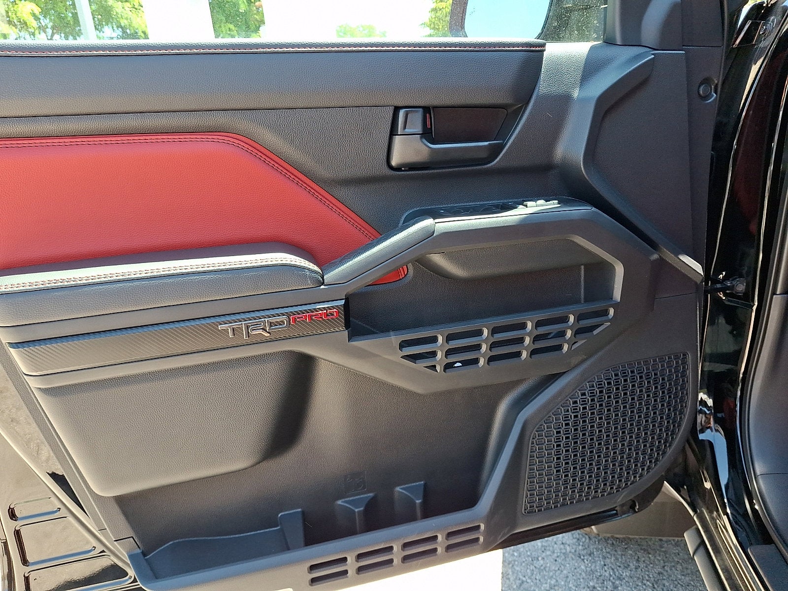 2026 Toyota Tacoma i-FORCE MAX Tacoma TRD Pro