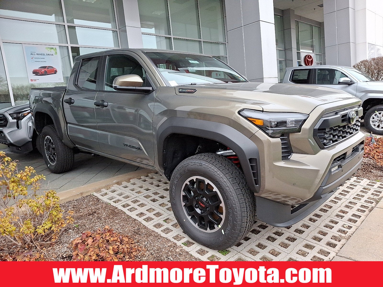 2026 Toyota Tacoma i-FORCE MAX Tacoma TRD Off-Road