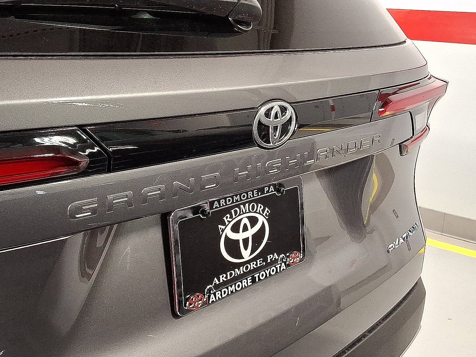 2026 Toyota Grand Highlander Hybrid MAX Platinum