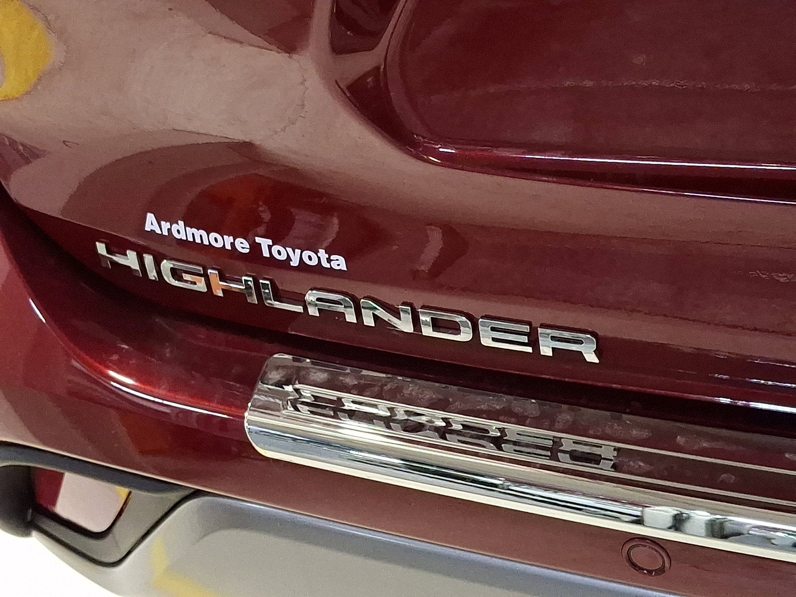2026 Toyota Highlander Hybrid Platinum