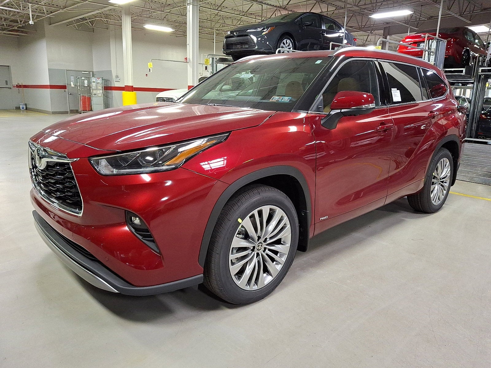 2026 Toyota Highlander Hybrid Platinum