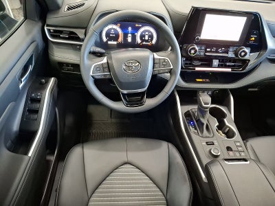 2026 Toyota Highlander XSE