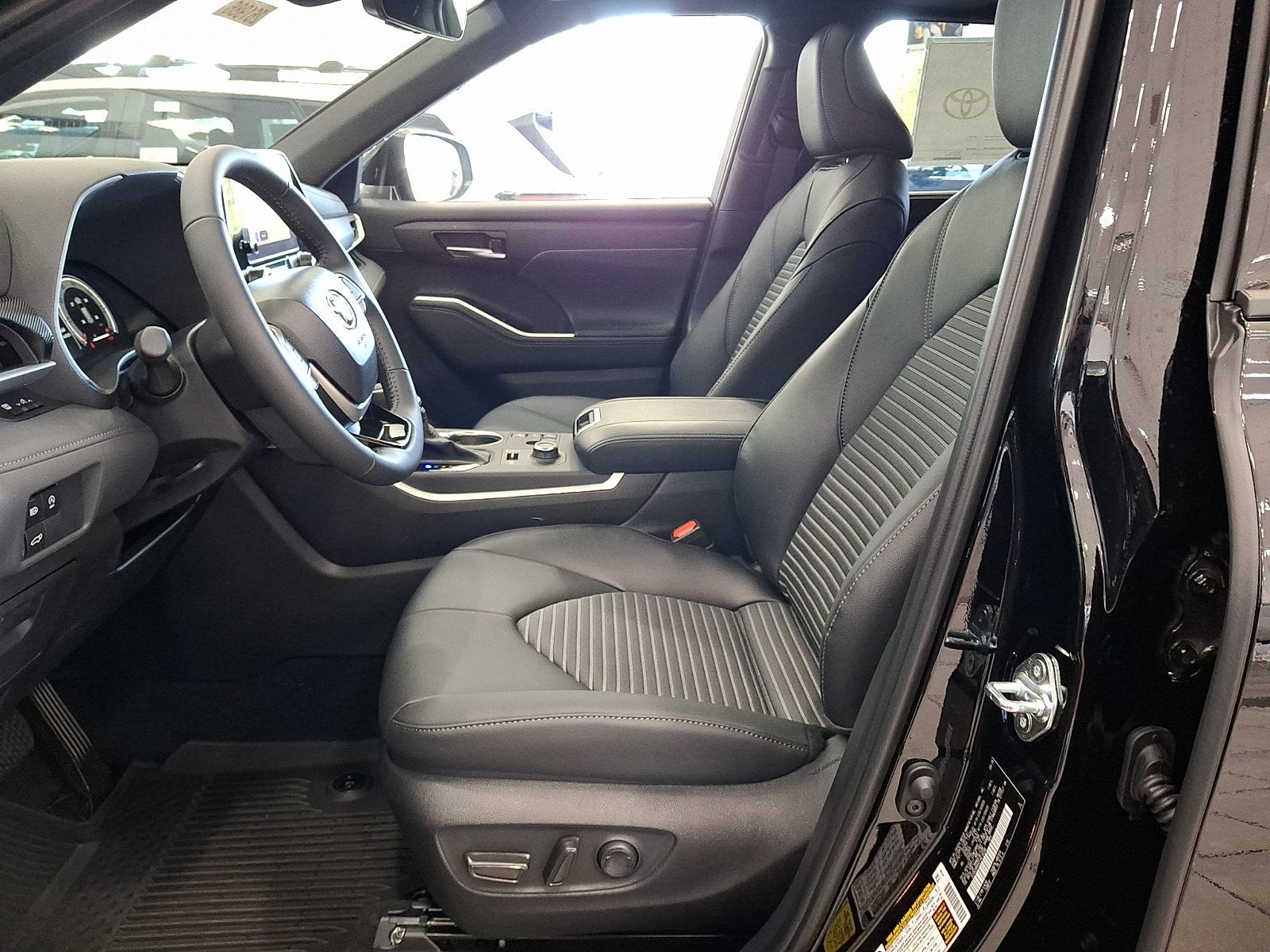 2026 Toyota Highlander XSE