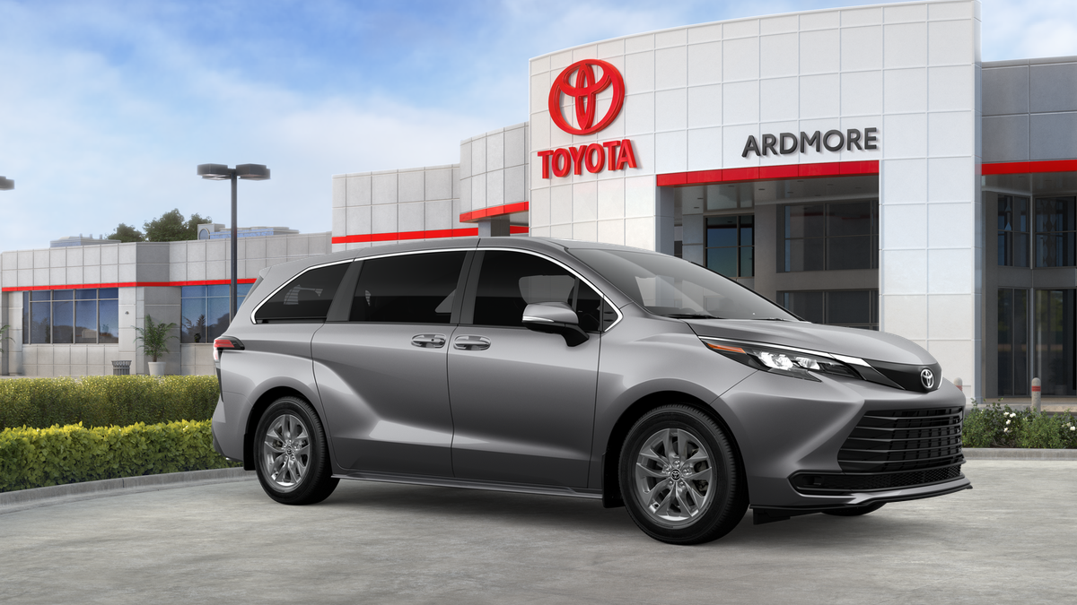 2026 Toyota Sienna LE