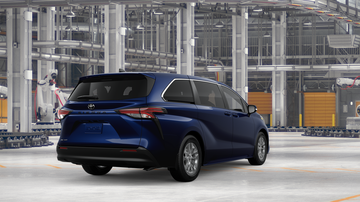 2026 Toyota Sienna LE