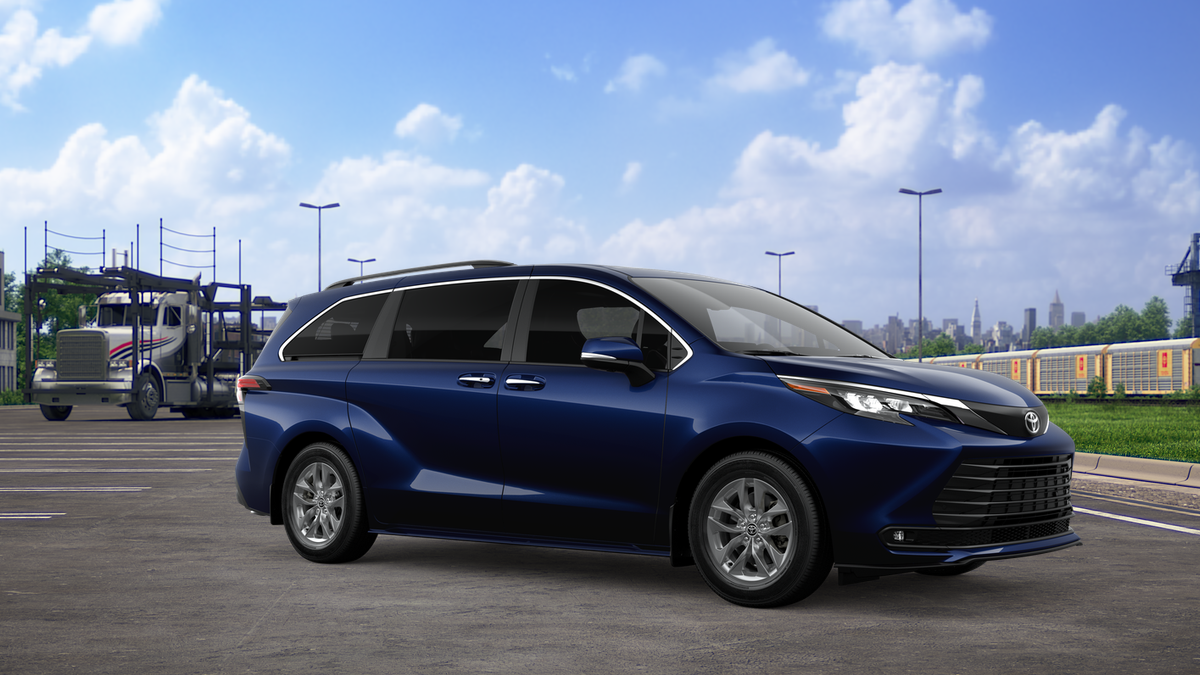 2026 Toyota Sienna XLE