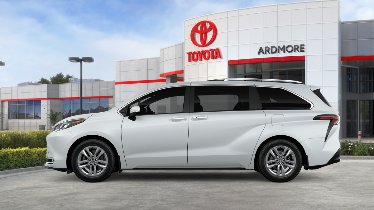 2026 Toyota Sienna Limited