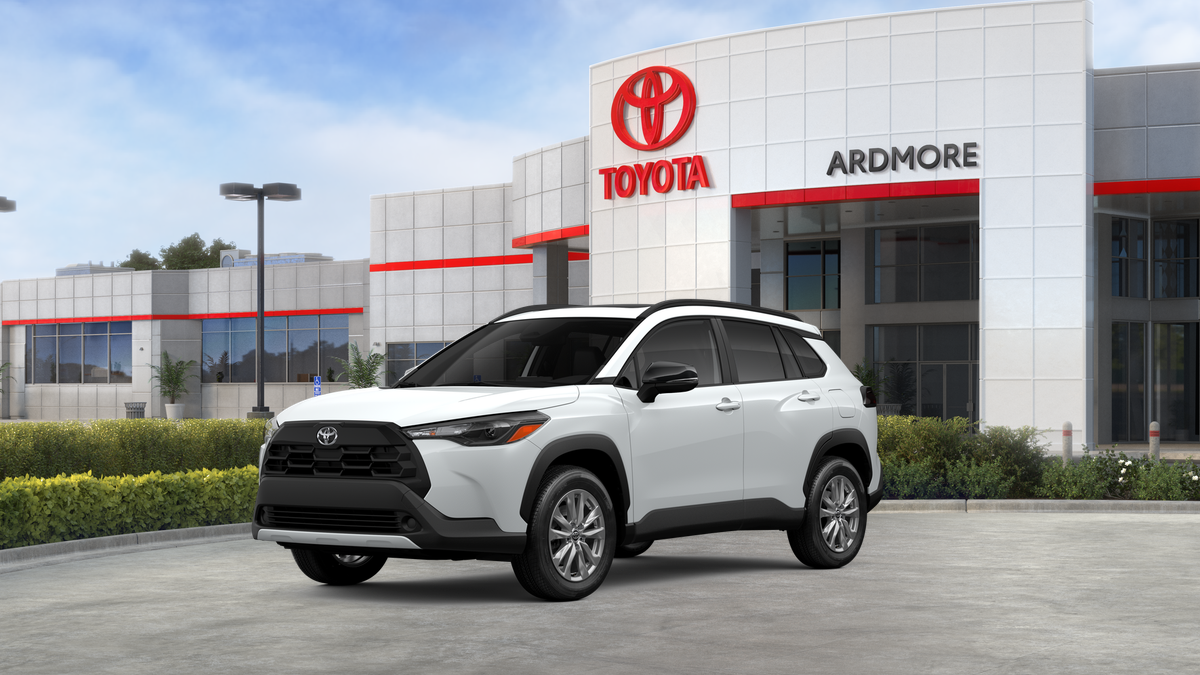 2026 Toyota Corolla Cross LE