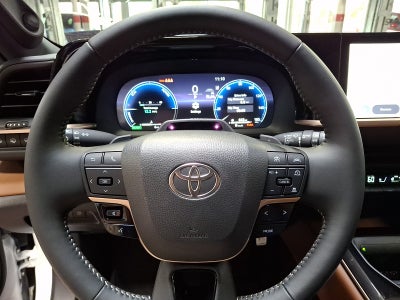 2026 Toyota Toyota Crown Signia Limited