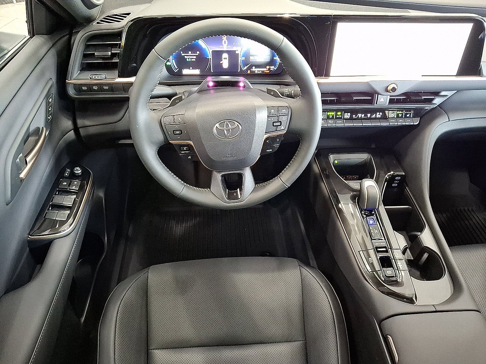 2026 Toyota Toyota Crown Signia Limited