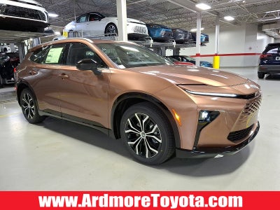 2025 Toyota Toyota Crown Signia XLE