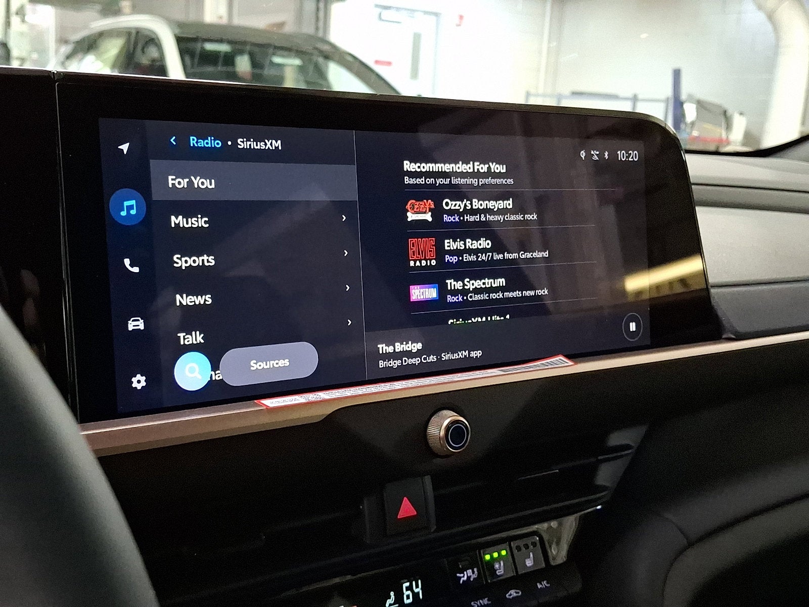 2025 Toyota Toyota Crown Signia XLE