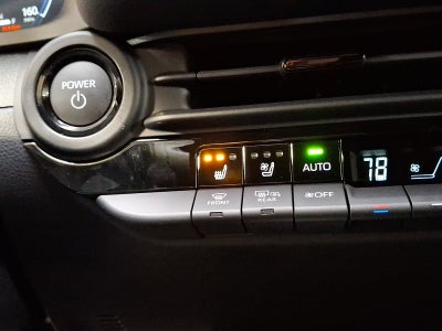 2025 Toyota Toyota Crown Signia XLE