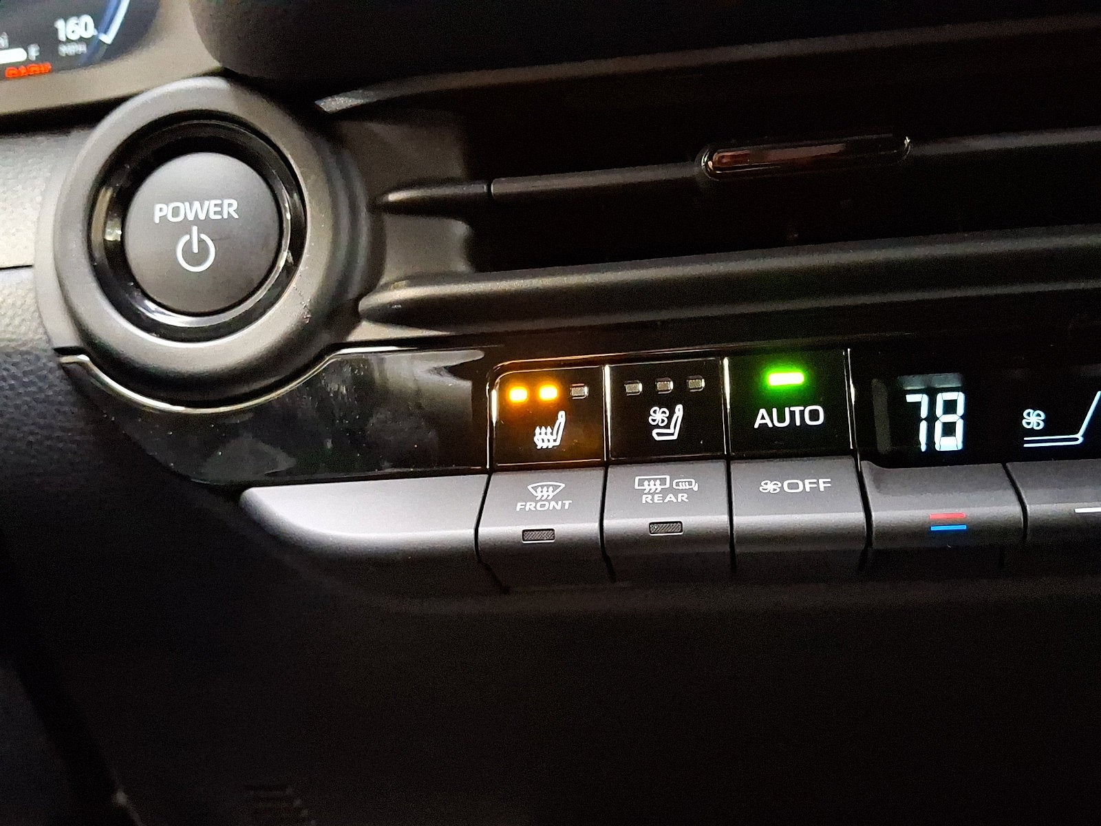 2025 Toyota Toyota Crown Signia XLE