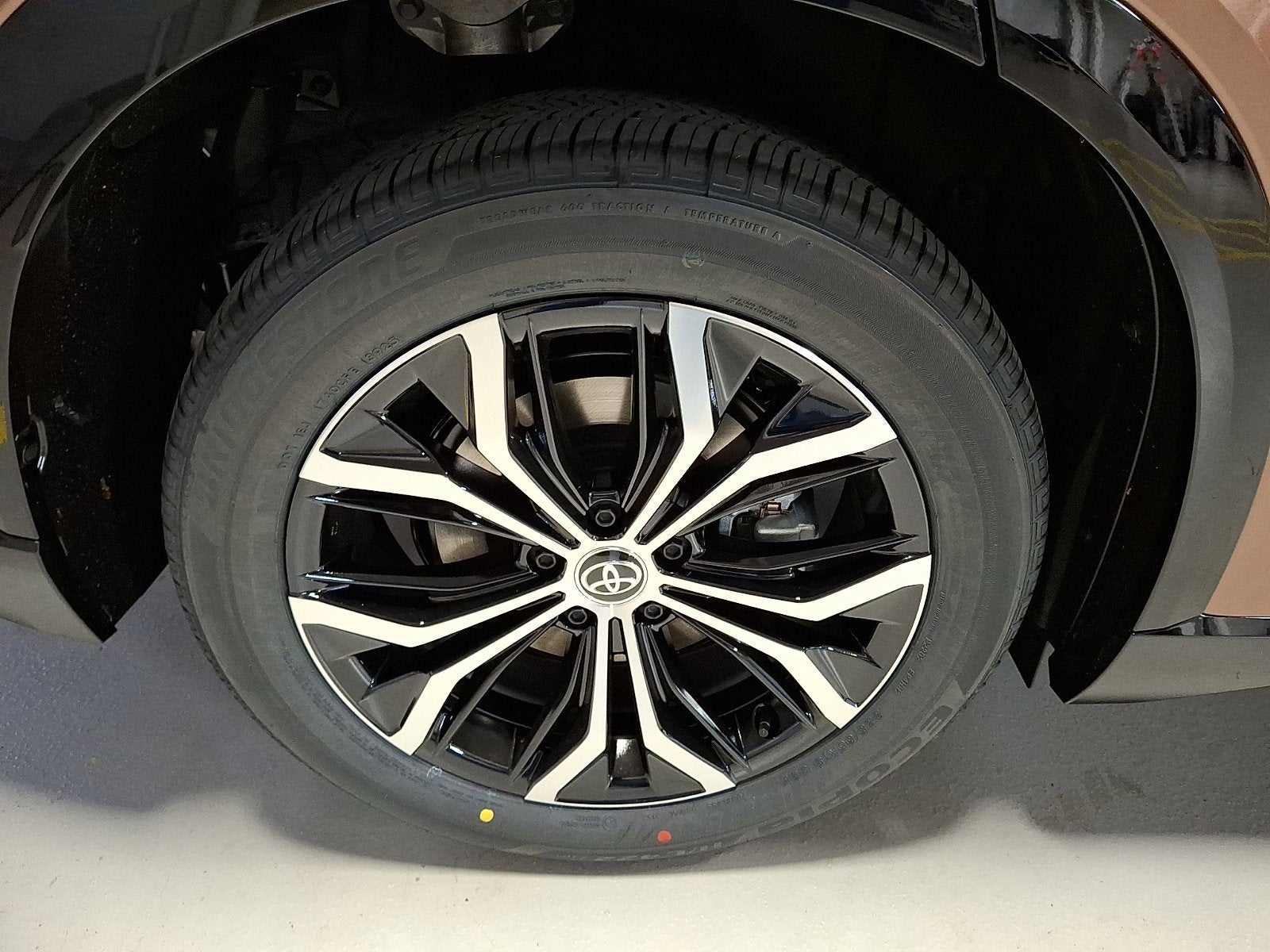 2025 Toyota Toyota Crown Signia XLE