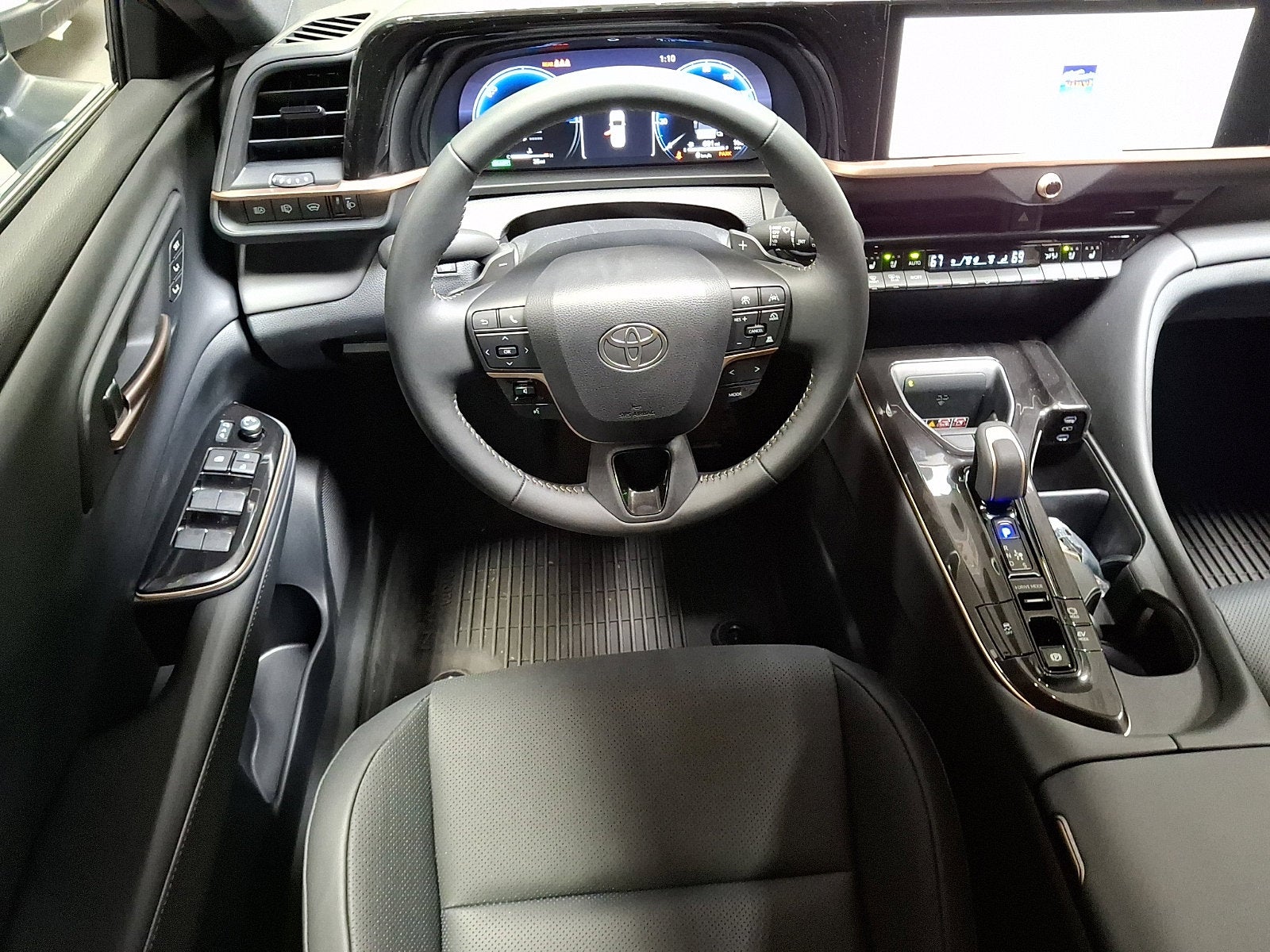 2026 Toyota Toyota Crown Signia XLE
