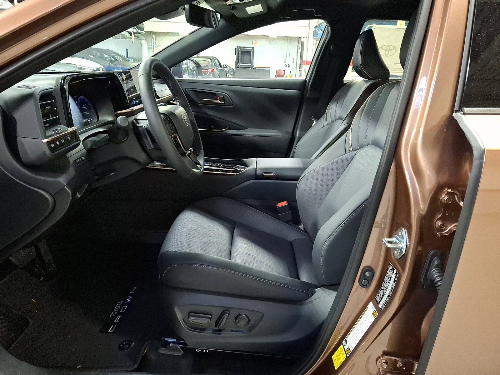 2026 Toyota Toyota Crown Signia XLE